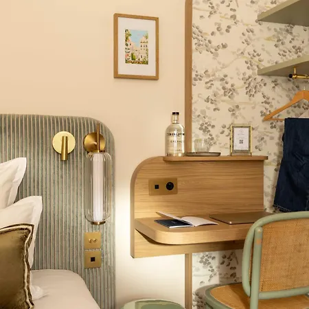 Hotel D'espagne 3*